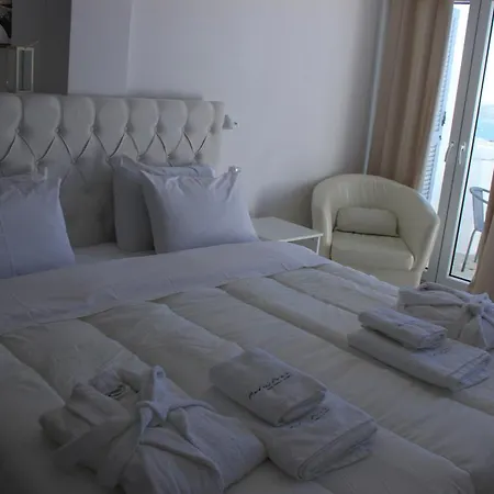 Maroulina's Boutique & * Mykonos Town