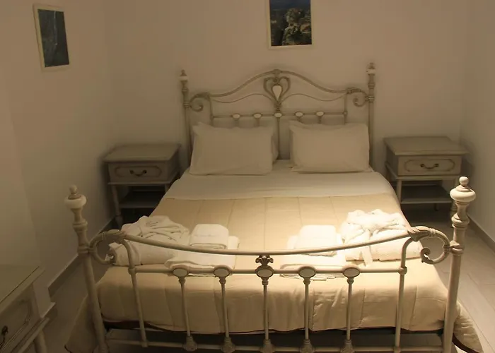 Hotel apartamentowy Maroulina's Boutique &