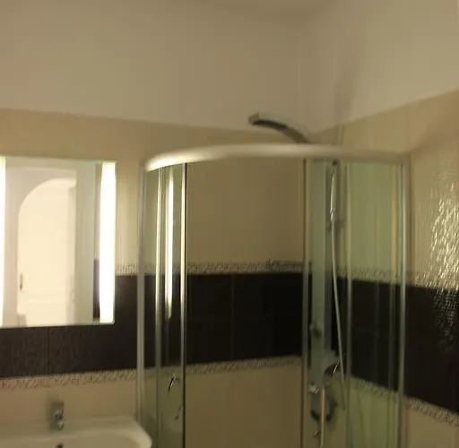 Maroulina's Boutique & Mykonos Town